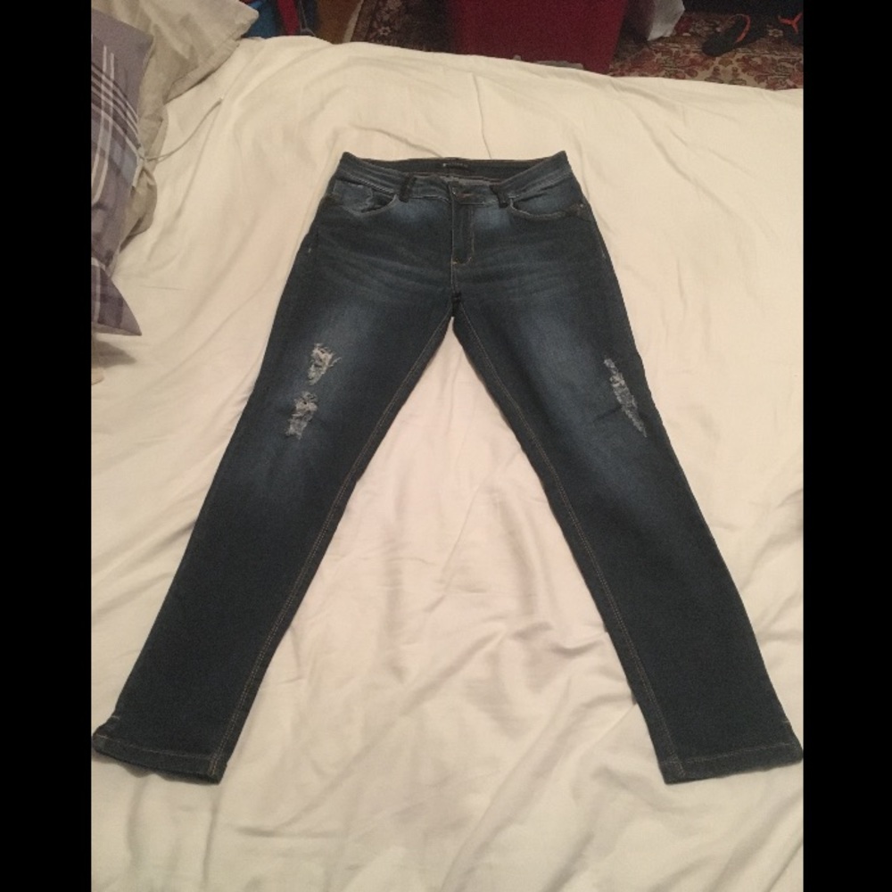 Ripped Jeans Ladies
